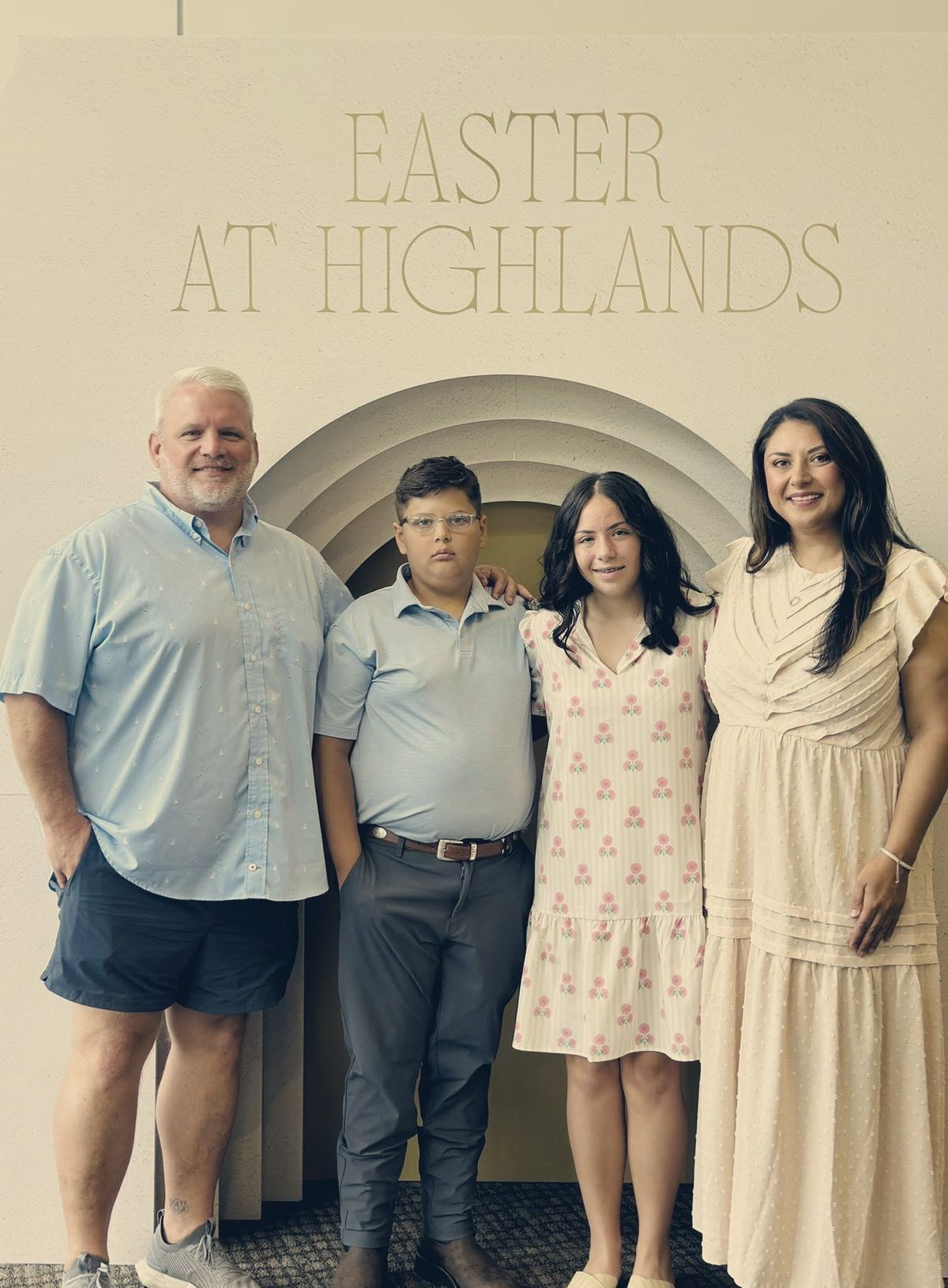 Lee Thompson with his family